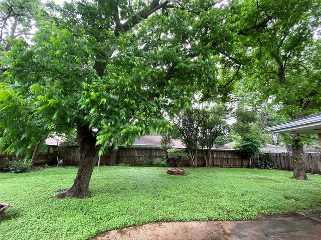 4402 Cheena Drive, Houston, TX 77096