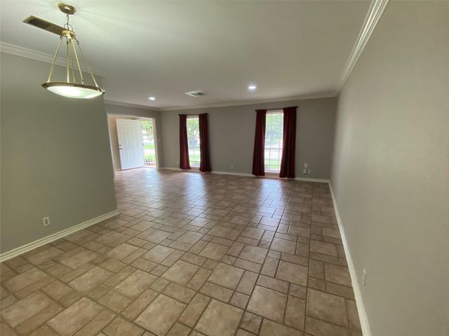 4402 Cheena Drive, Houston, TX 77096