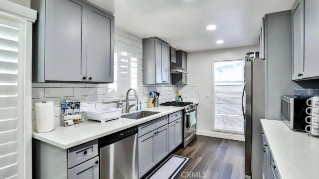 10301 Antigua Street, Anaheim, CA 92804