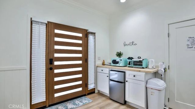 10301 Antigua Street, Anaheim, CA 92804