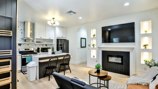 10301 Antigua Street, Anaheim, CA 92804