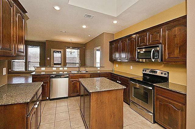 3205 Buckthorn Lane, Denton, TX 76226