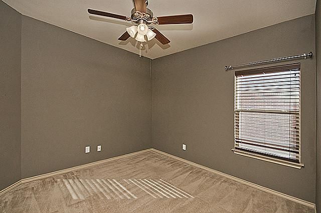 3205 Buckthorn Lane, Denton, TX 76226