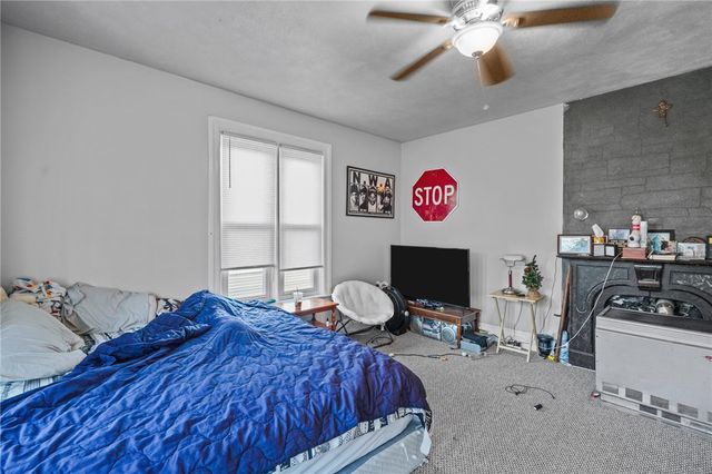 79 Hamlet Avenue, Woonsocket, RI 02895