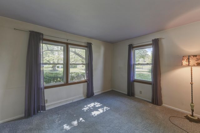 515 S Park Drive, Chesterton, IN 46304