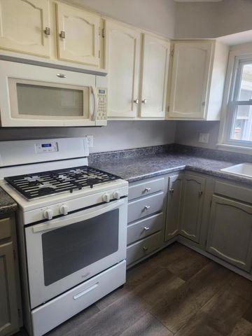 515 S Park Drive, Chesterton, IN 46304