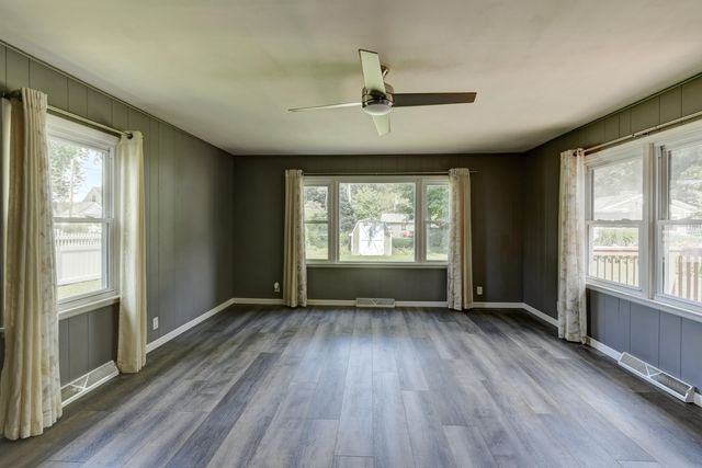 515 S Park Drive, Chesterton, IN 46304
