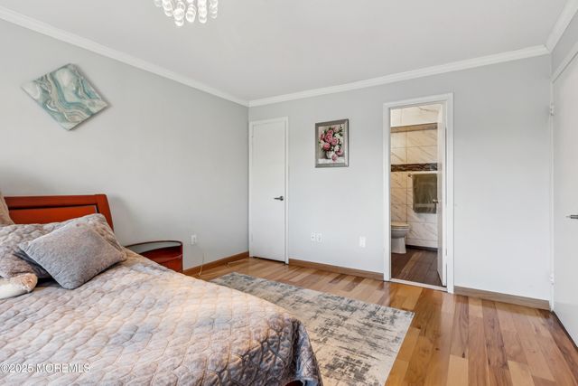 36 Farnham Square, Parlin, NJ 08859