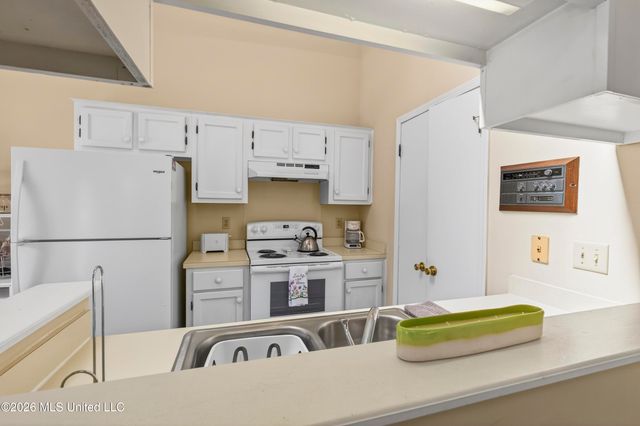 1728 James Buchanan Drive, Biloxi, MS 39531