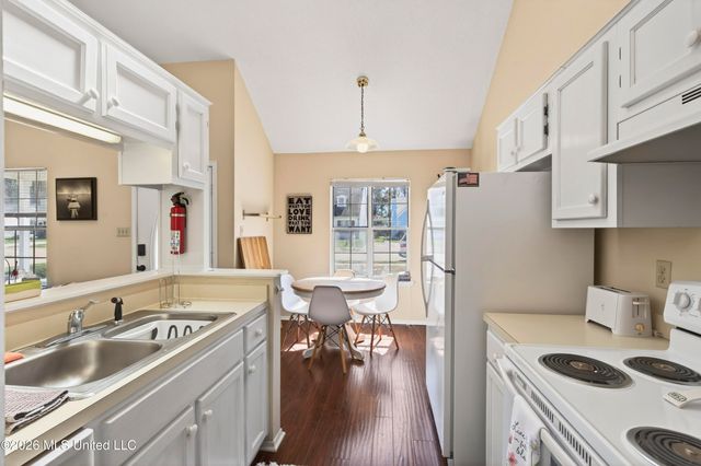 1728 James Buchanan Drive, Biloxi, MS 39531