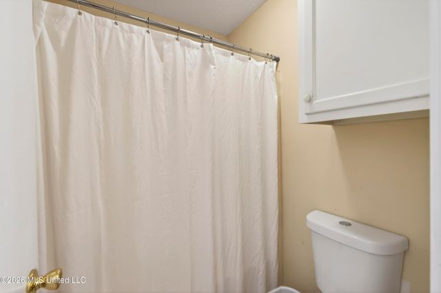 1728 James Buchanan Drive, Biloxi, MS 39531