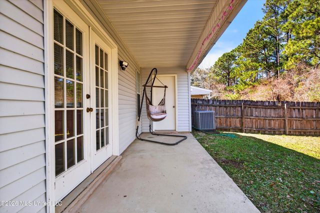 1728 James Buchanan Drive, Biloxi, MS 39531