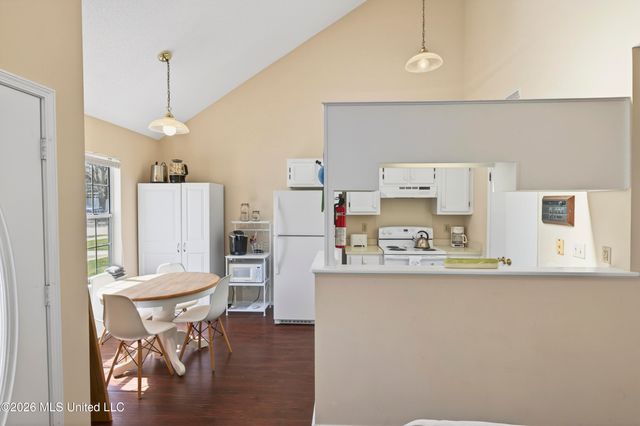 1728 James Buchanan Drive, Biloxi, MS 39531