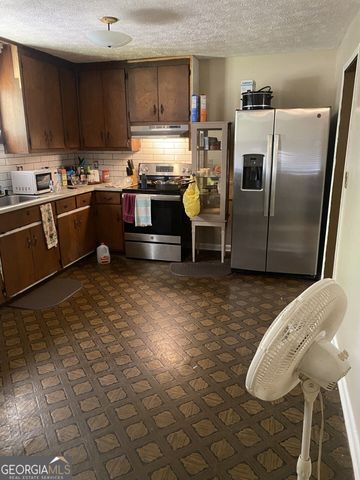 1275 W Macedonia Church Road, Oxford, GA 30054