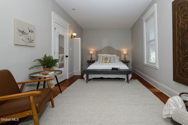 1146 Glenwood Boulevard, Schenectady, NY 12308