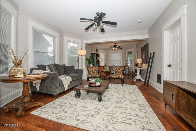 1146 Glenwood Boulevard, Schenectady, NY 12308