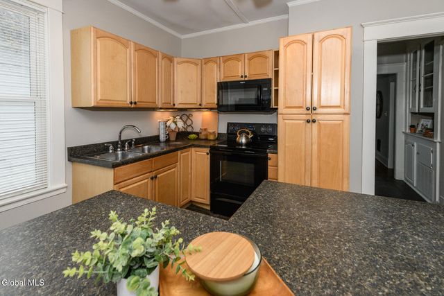 1146 Glenwood Boulevard, Schenectady, NY 12308