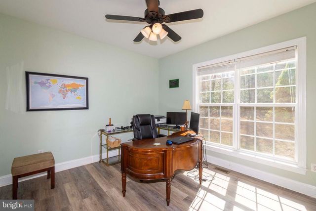 2203 CAMPBELL RD, Keswick, VA 22947