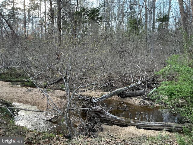 2203 CAMPBELL RD, Keswick, VA 22947