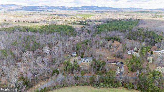 2203 CAMPBELL RD, Keswick, VA 22947