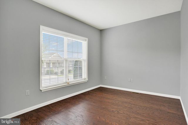 6038 STATION CIRCLE RD, Harrisburg, PA 17111