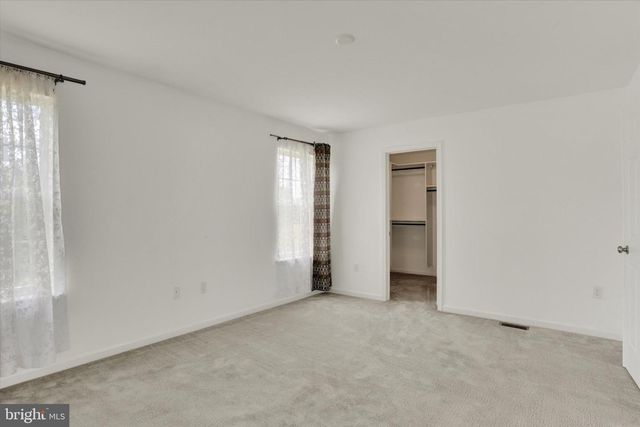 6038 STATION CIRCLE RD, Harrisburg, PA 17111