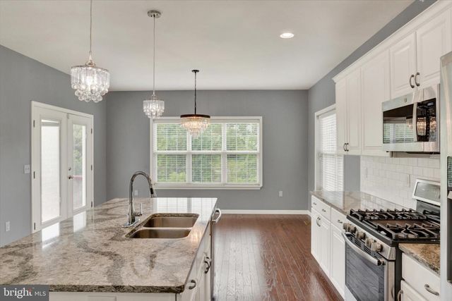 6038 STATION CIRCLE RD, Harrisburg, PA 17111