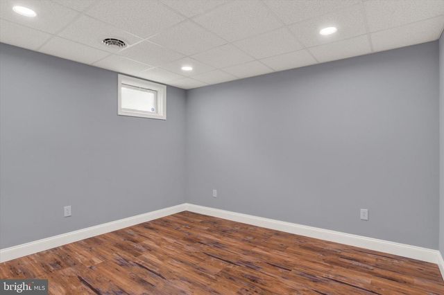 6038 STATION CIRCLE RD, Harrisburg, PA 17111