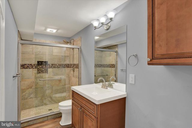 6038 STATION CIRCLE RD, Harrisburg, PA 17111