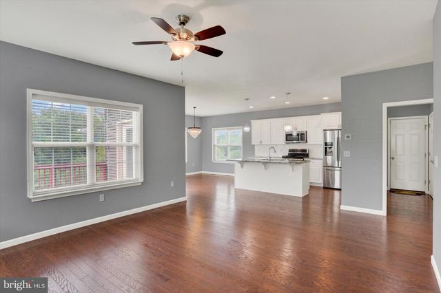 6038 STATION CIRCLE RD, Harrisburg, PA 17111