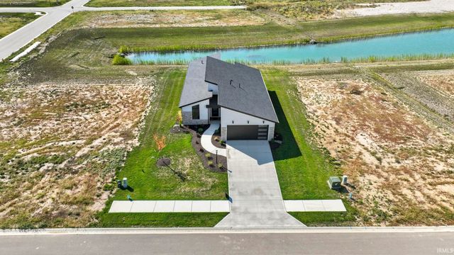 10937 Carob Thorn Trail, Roanoke, IN 46783