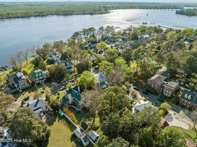 626 W Main Street, Washington, NC 27889