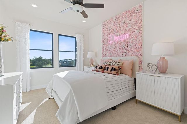 1300 Shelby LN, Georgetown, TX 78628