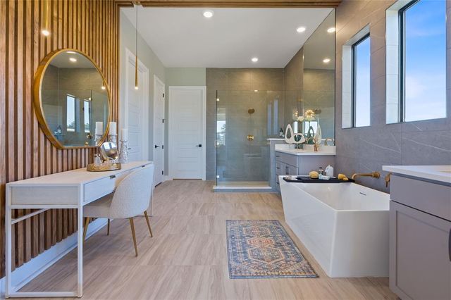 1300 Shelby LN, Georgetown, TX 78628