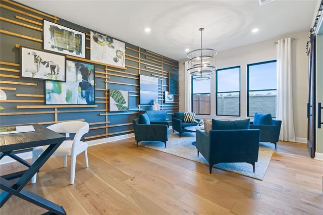 1300 Shelby LN, Georgetown, TX 78628