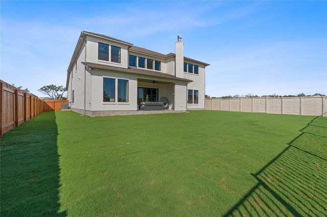 1300 Shelby LN, Georgetown, TX 78628