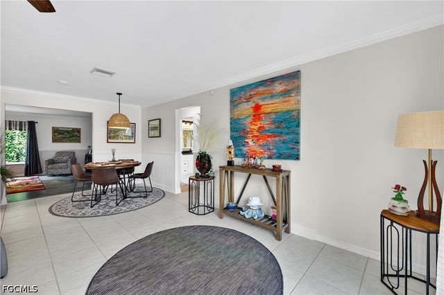 833 N Town And River DR, Fort Myers, FL 33919