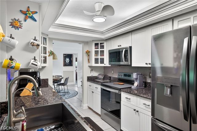 833 N Town And River DR, Fort Myers, FL 33919