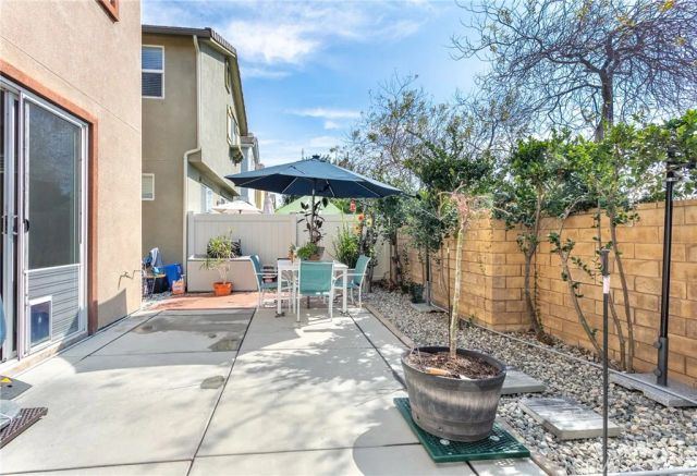 21212 Ingomar Court, Canoga Park, CA 91304