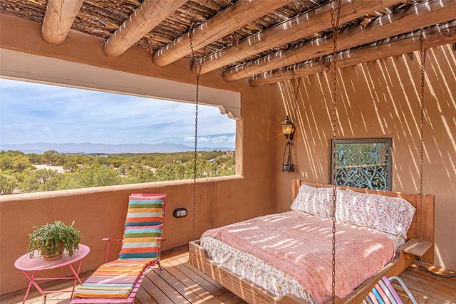 8 San Juan Ranch, Santa Fe, NM 87506