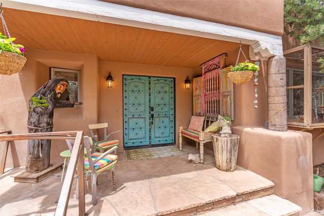 8 San Juan Ranch, Santa Fe, NM 87506