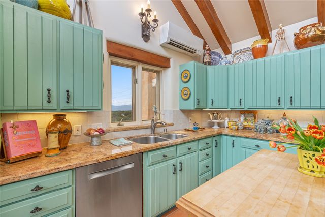 8 San Juan Ranch, Santa Fe, NM 87506