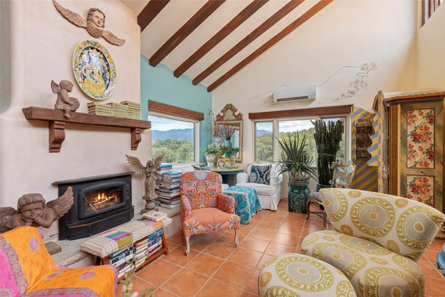 8 San Juan Ranch, Santa Fe, NM 87506