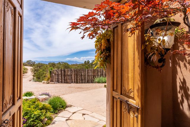 8 San Juan Ranch, Santa Fe, NM 87506