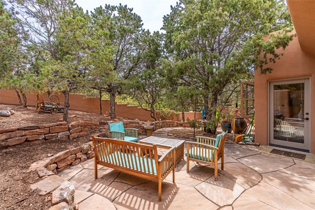 8 San Juan Ranch, Santa Fe, NM 87506