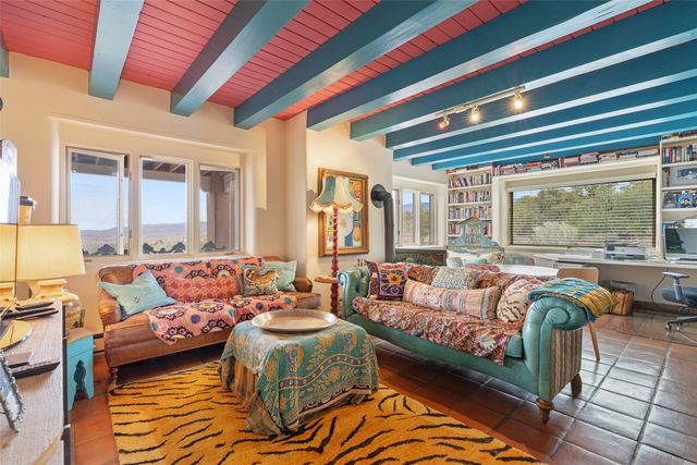 8 San Juan Ranch, Santa Fe, NM 87506