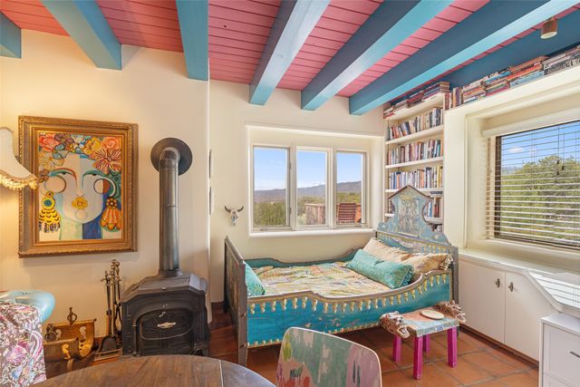 8 San Juan Ranch, Santa Fe, NM 87506