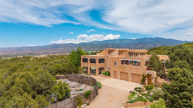 8 San Juan Ranch, Santa Fe, NM 87506