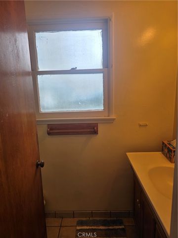 19132 Friar, Tarzana, CA 91335