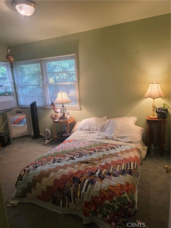 Image 6 of property listing at 19132 Friar, Tarzana, CA 91335